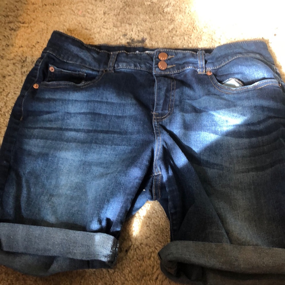 Long blue jean shorts
